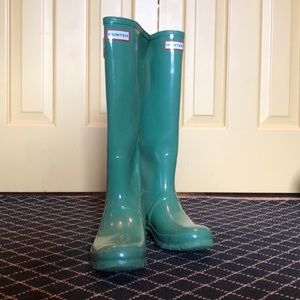 Hunter army green rain boots 🌧 ☔️